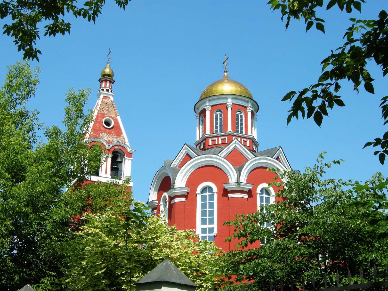 Храм Благовещения Пресвятой Богородицы в Петровском парке фото 1