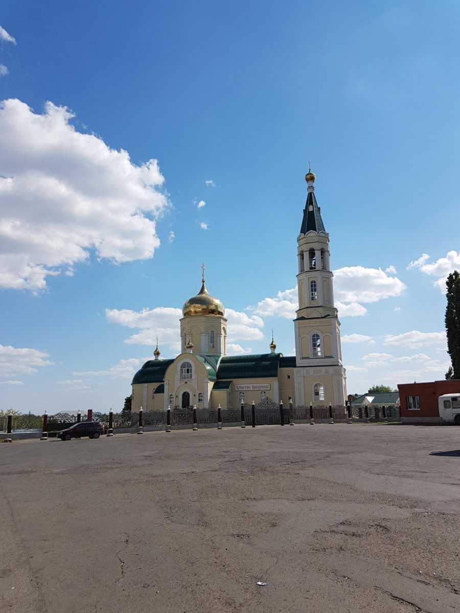 Храм Преподобного Серафима Саровского фото 1