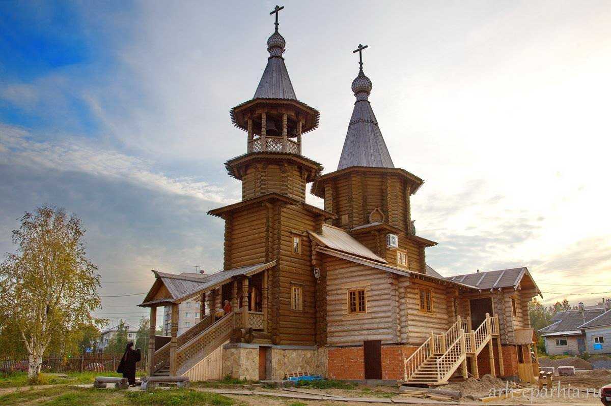 Храм в честь благоверного великого князя Александра Невского фото 1