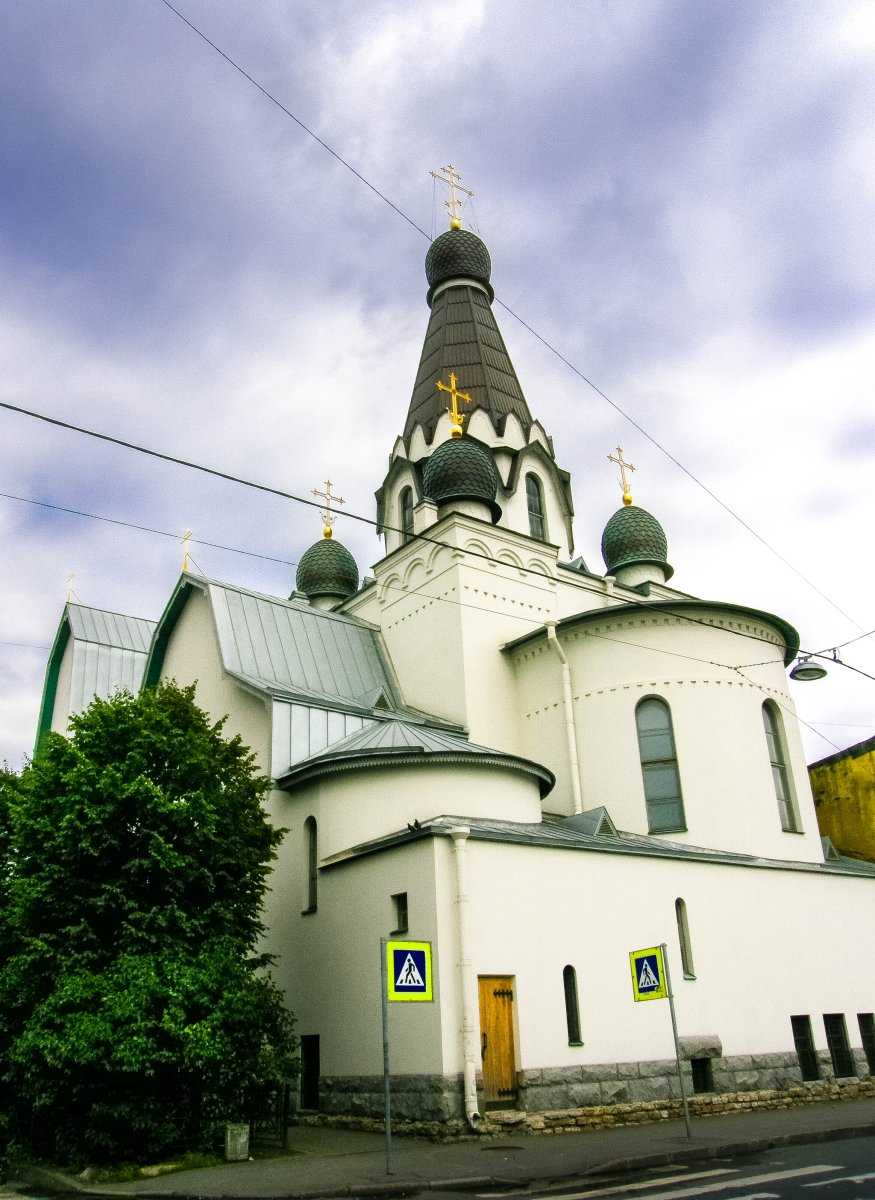 Церковь петра митрополита москва. Храм святителя Петра митрополита Московского. Храм Петра митрополита Московского на роменской. Церковь святителя Петра митрополита Московского в СПБ. Церковь Петра митрополита Санкт-Петербург Роменская улица.