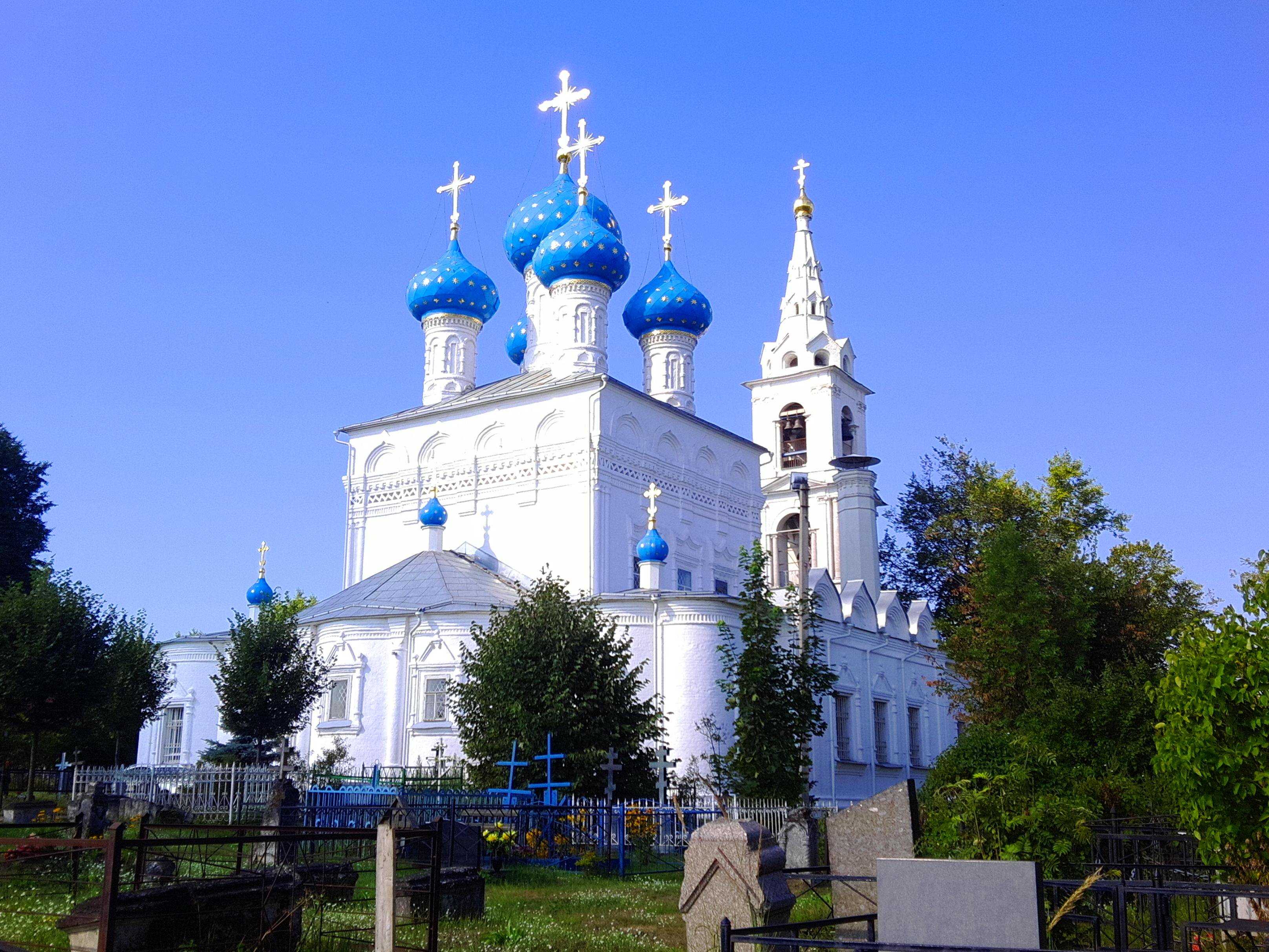 Церковь на ярославском шоссе