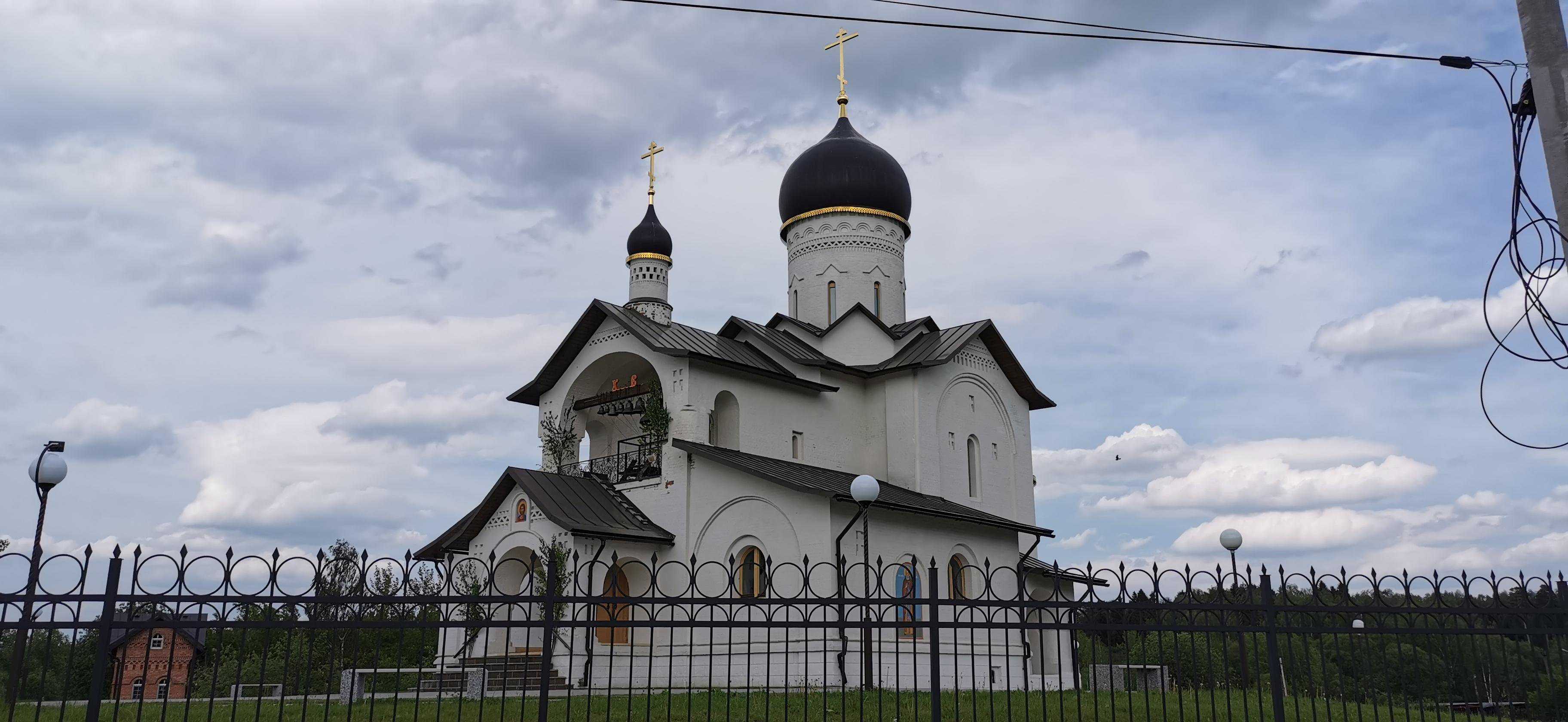 Храм сергея радонежского. Церкви Донбасса фото.