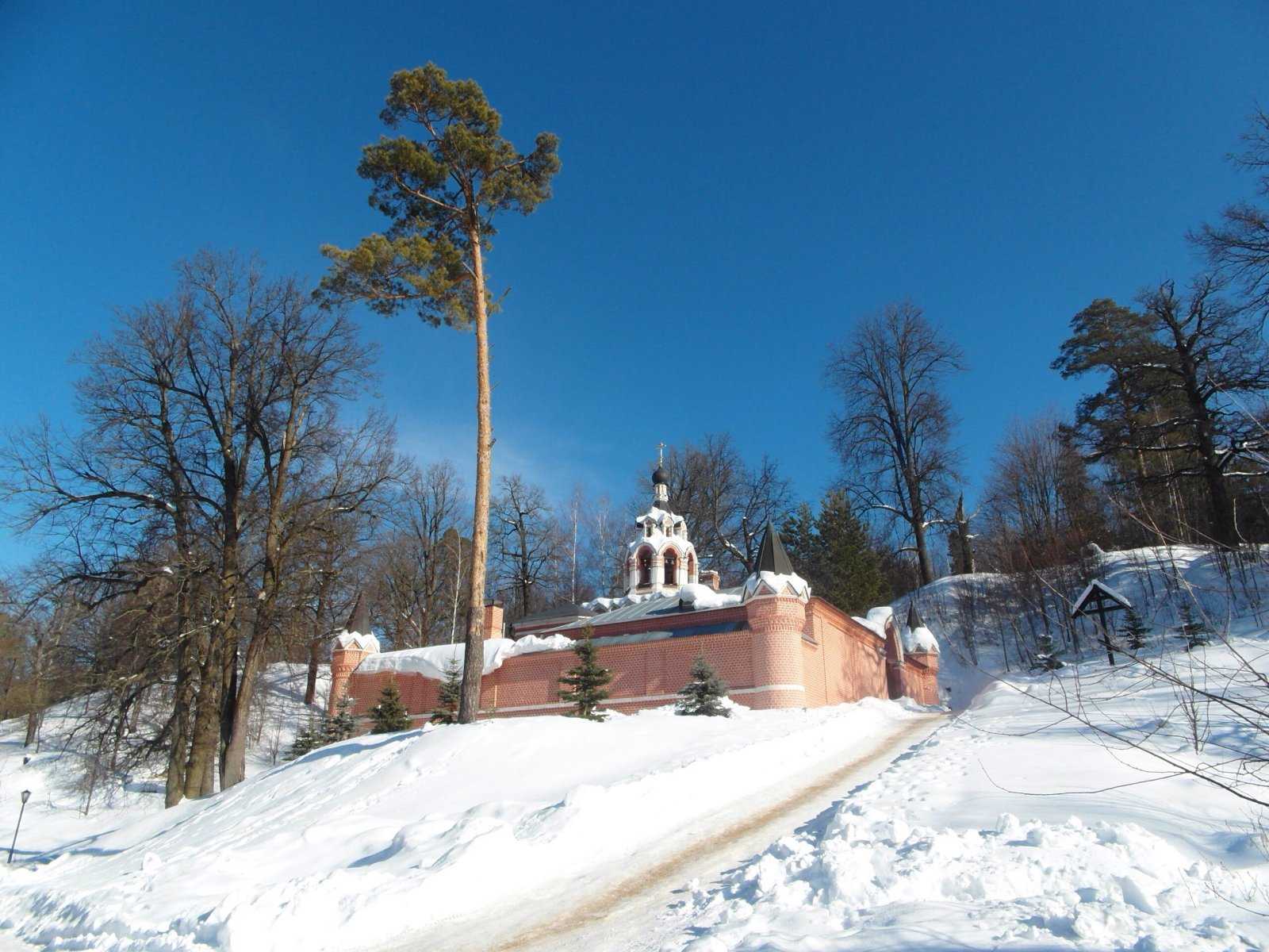 Ратехинское ш. Городской парк Звенигород.