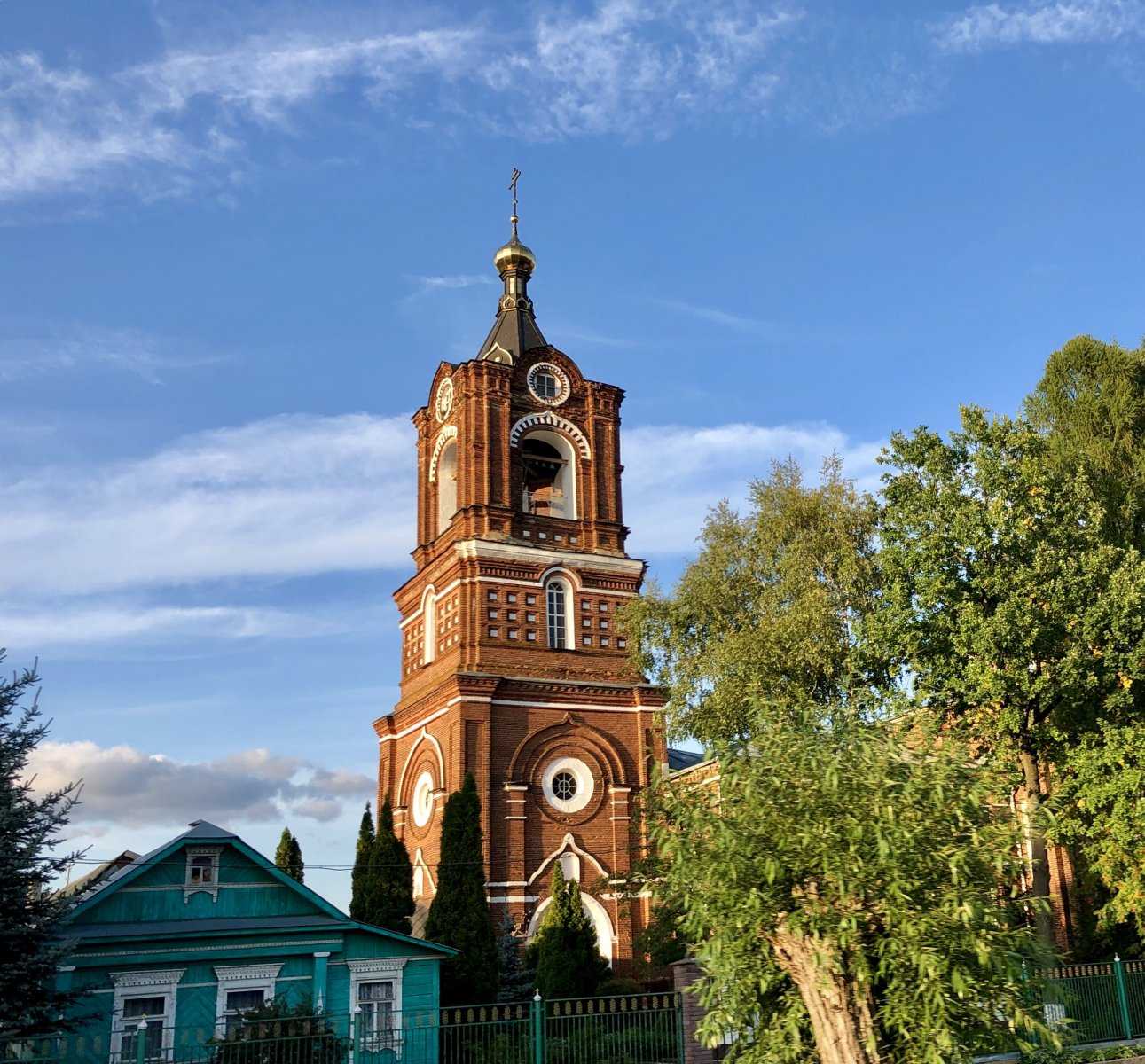 Речицы раменский. Церковь Вознесения Господня Речицы. Храм Вознесения Христово Речицы. Храм в Речицах Раменский. Вознесенский храм с. Речицы.