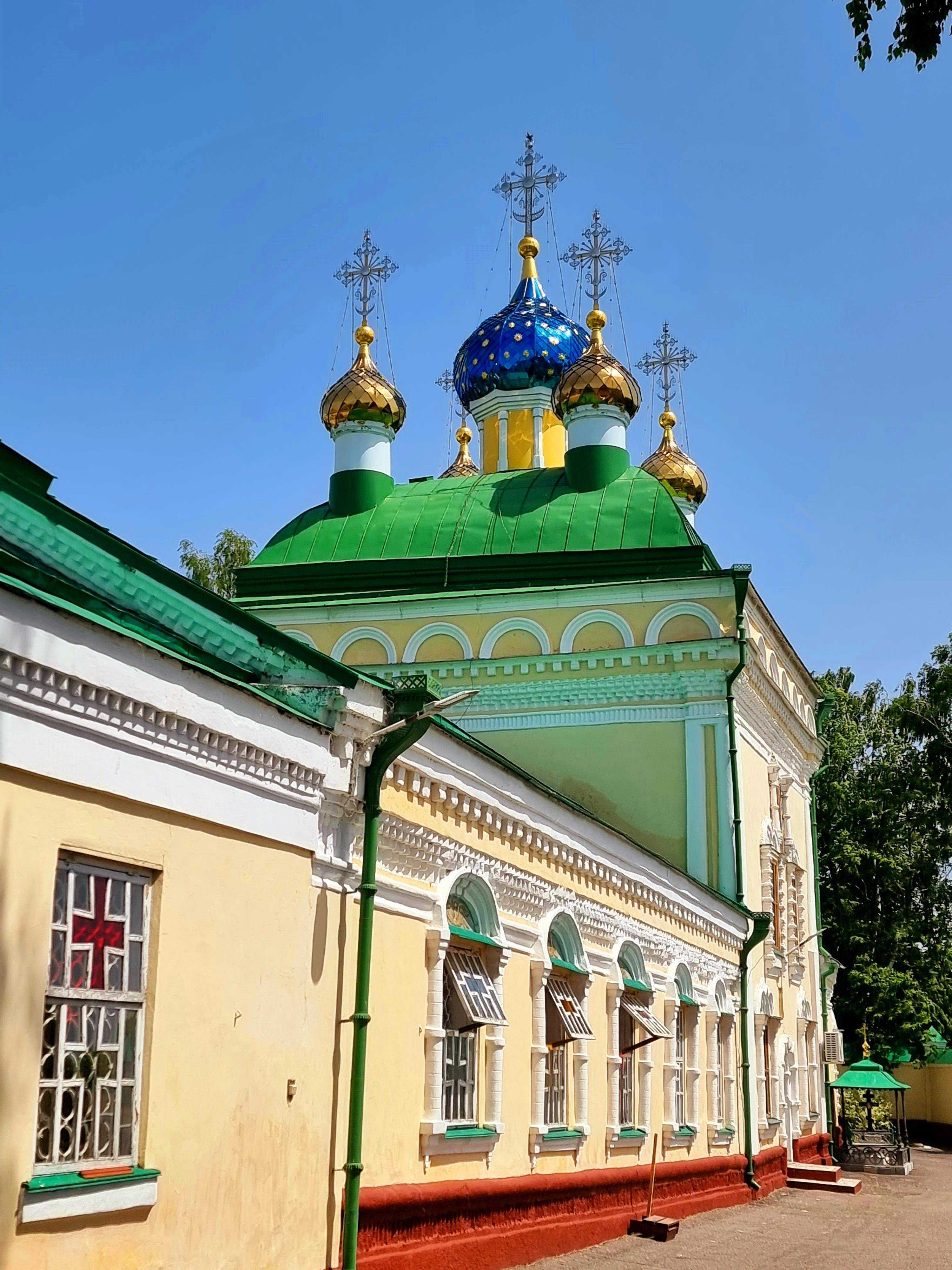 Свято-Сергиевский кафедральный собор - площадь Сергия Булгакова, 15 в Ливны:  расписание богослужений в 2024 году, официальный сайт