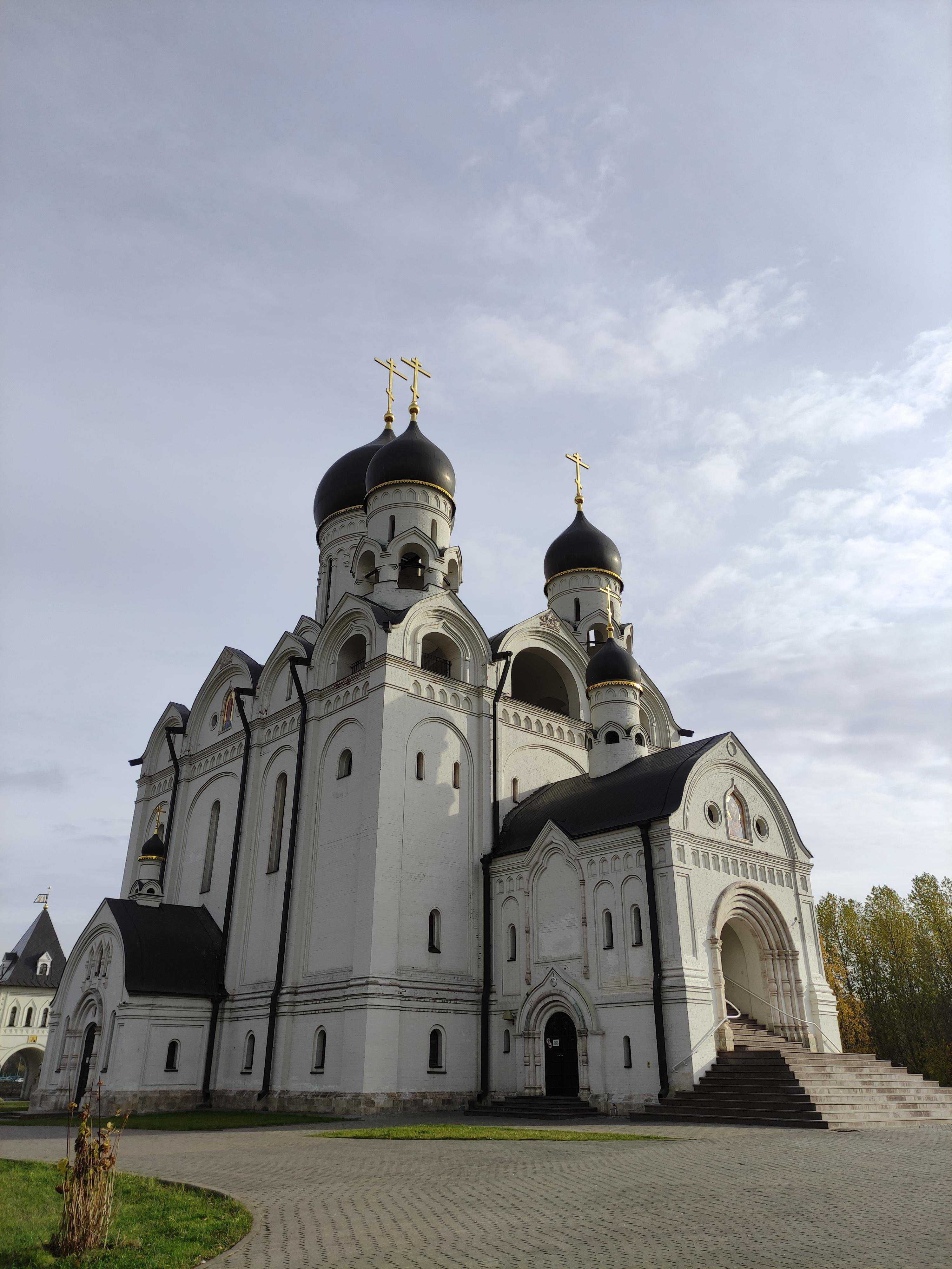 Храм Преподобного Серафима Саровского в Раеве фото 2